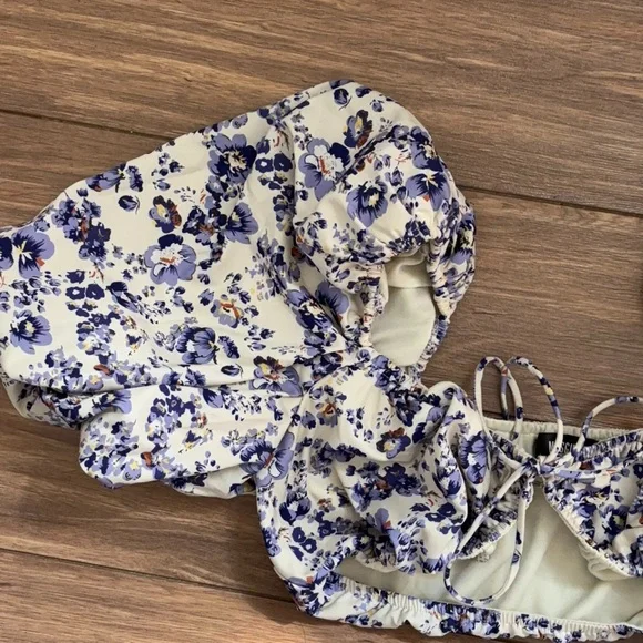 Missguided Floral Purple and White Women's Co-ord Set - Picture 6 of 14